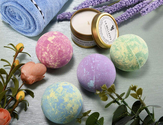 Bath Bombs Scented Candles Set, Handmade Essential Oil Relaxing Bathbombs, Bubble Spa. Bath Bombs for Women Gifts for Women Mothers Day Gifts. Fizzy to Moisturize Dry Skin (4 Bath Bomb+2 Candles)